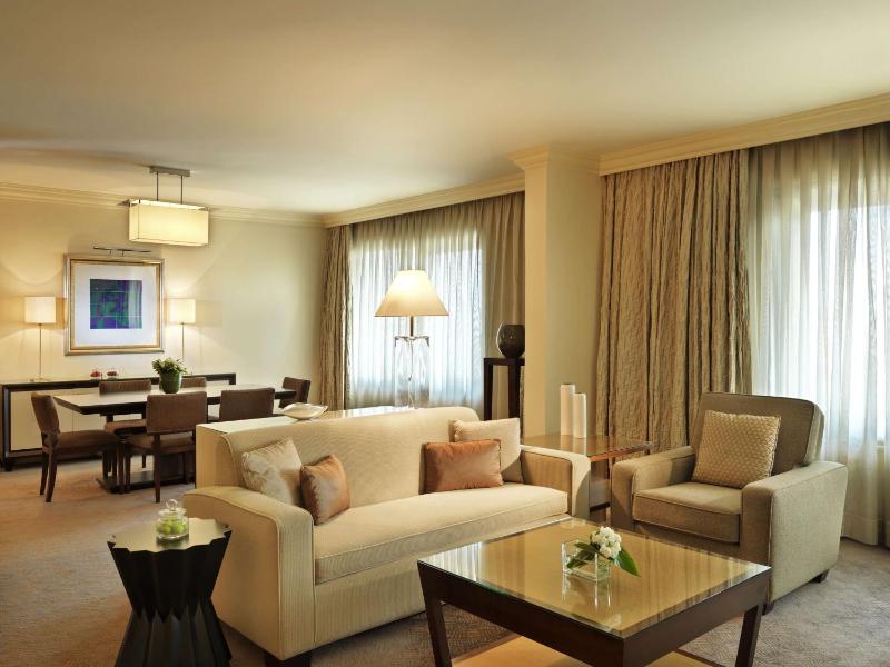 Grand Executive Suite image 1