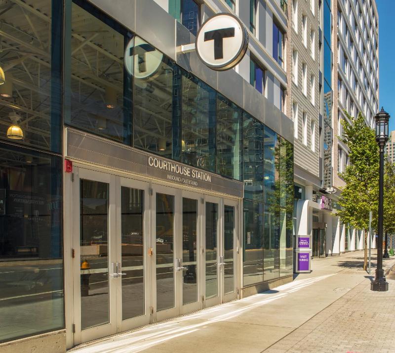 YOTEL Boston - image 8