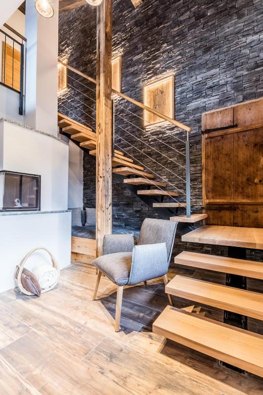 Apartment with Sauna and Balcony- Split Level  image 4