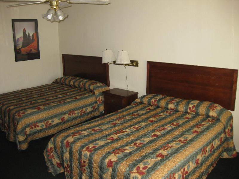Musicland Hotel - image 12