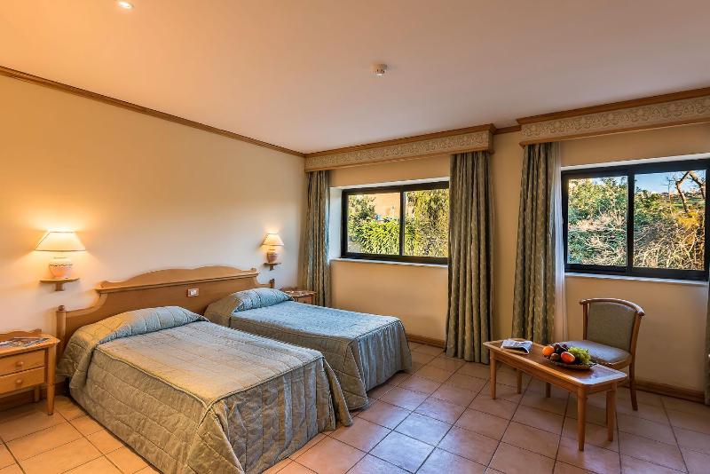 Double Room with Country View image 3