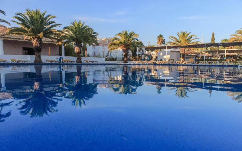 Golden Club Cabanas - image 12