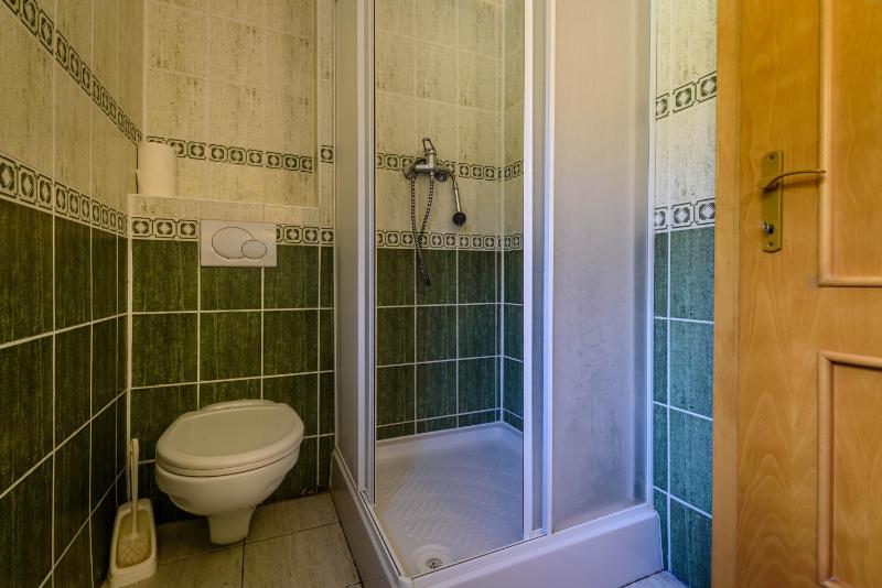 Double Room with Balcony image 3
