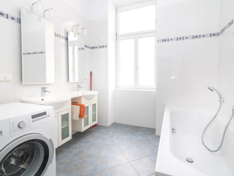 Two-Bedroom Apartment - Adresse Schützengasse 11, 1030 Vienna image 3