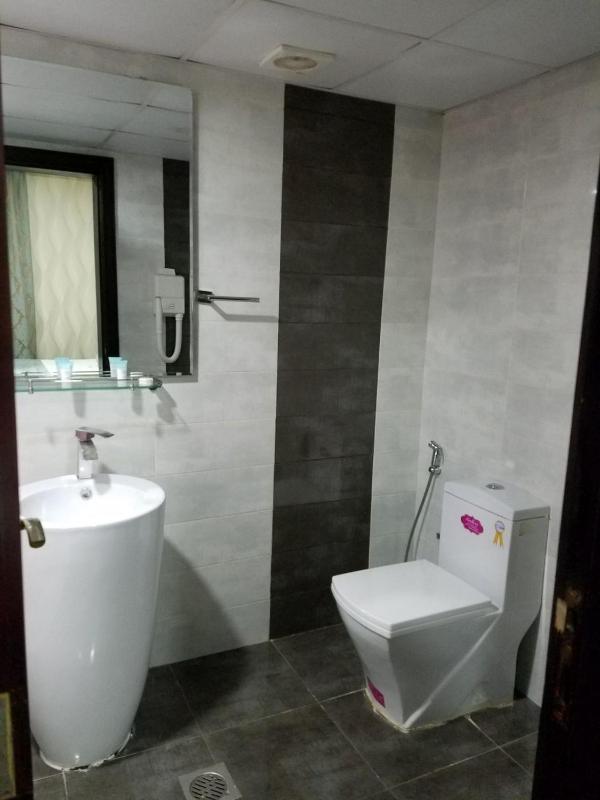 Executive Suite image 3