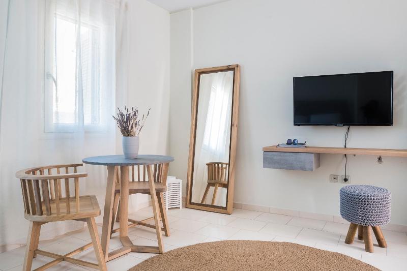 Argostoli Marina Suites - image 14