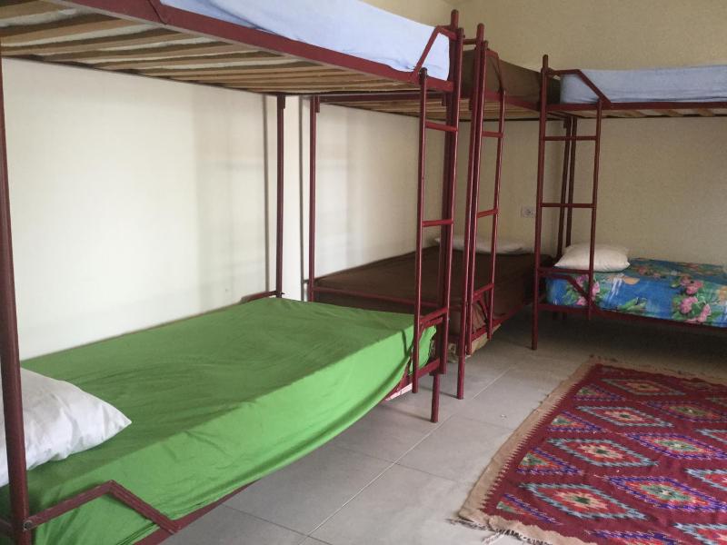 Bed in 8-Bed Mixed Dormitory Room image 3