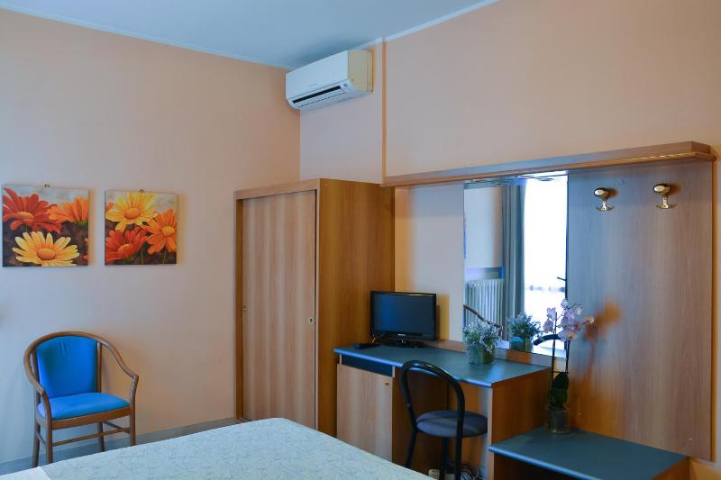 Hotel Astor - image 34