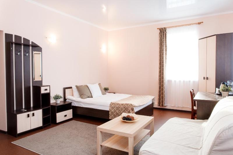 Superior Double Room image 3