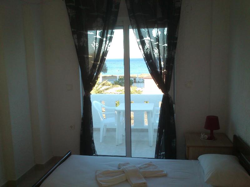 Standard Single Room with Sea View image 1