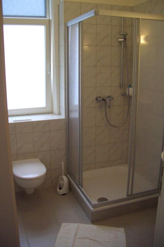 Double Room image 2