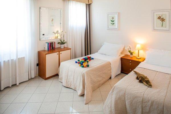 Two-Bedroom Apartment (3 Adults) - Annex image 3