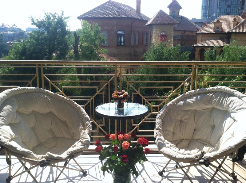 Apartment with Terrace image 3