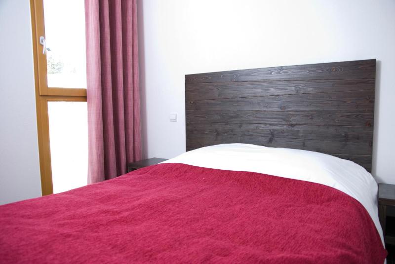 One-Bedroom Alcove or Two-Bedrooms (6 Adults) image 4