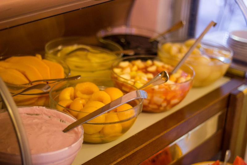 Taormina Park Hotel - image 40