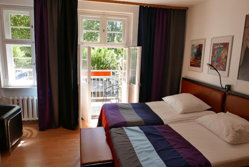 Apartment image 2