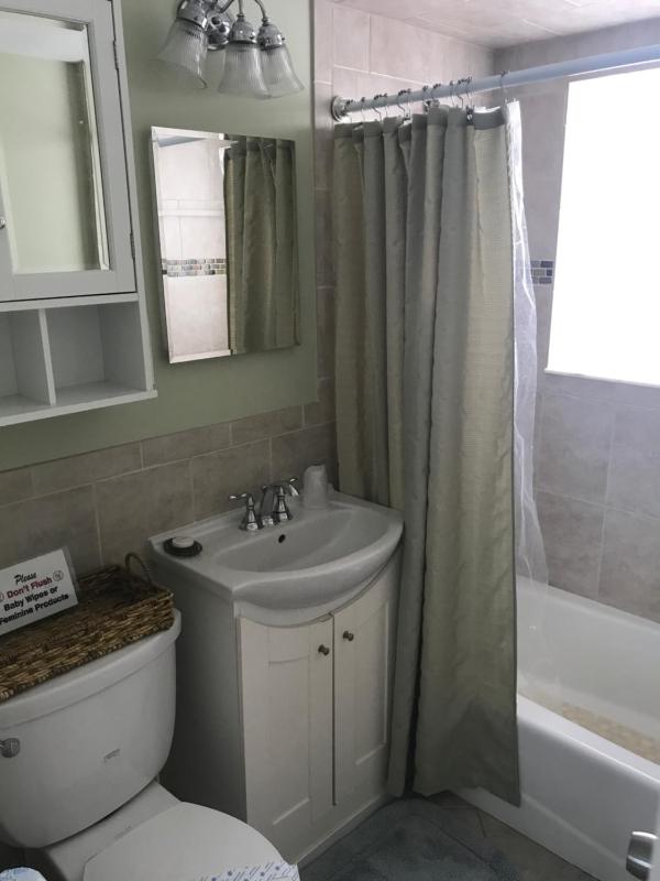 Apartment 103 image 2