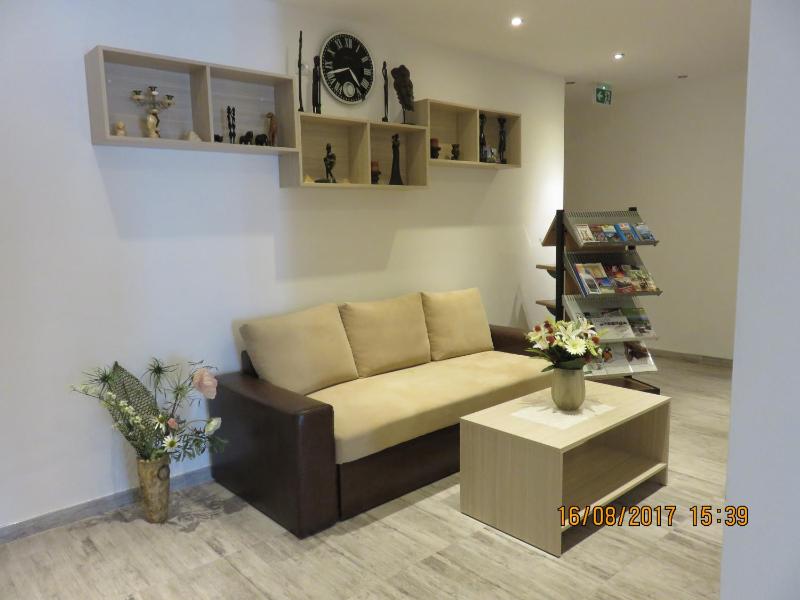Single Room image 3