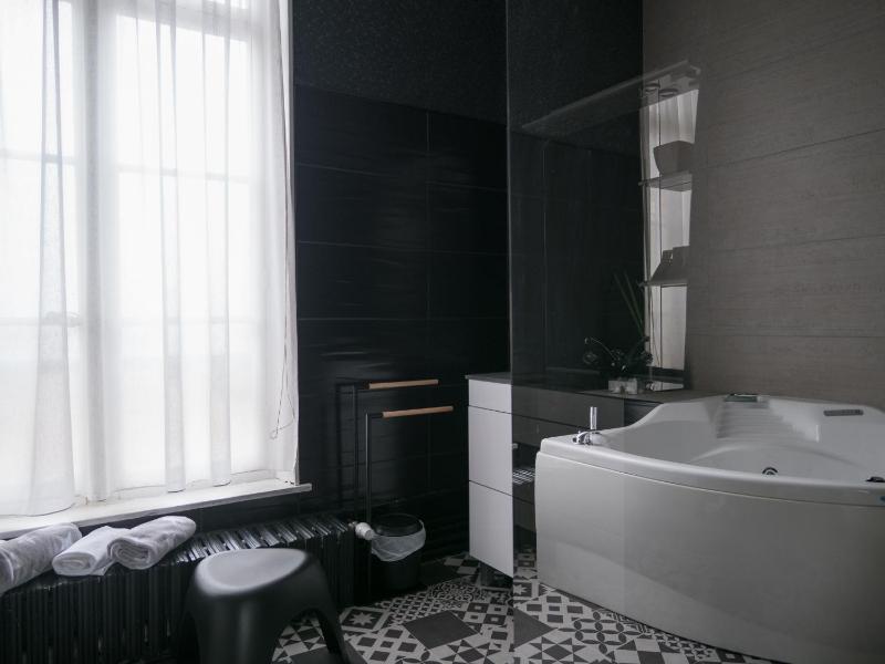 Une maison en ville Hypercentre - Spa - image 16