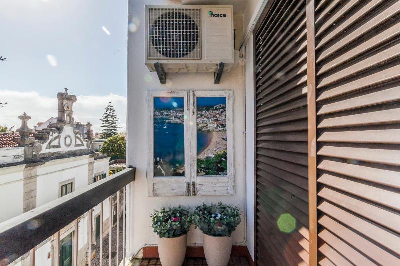 Gomes Freire Studio with Balcony - image 24