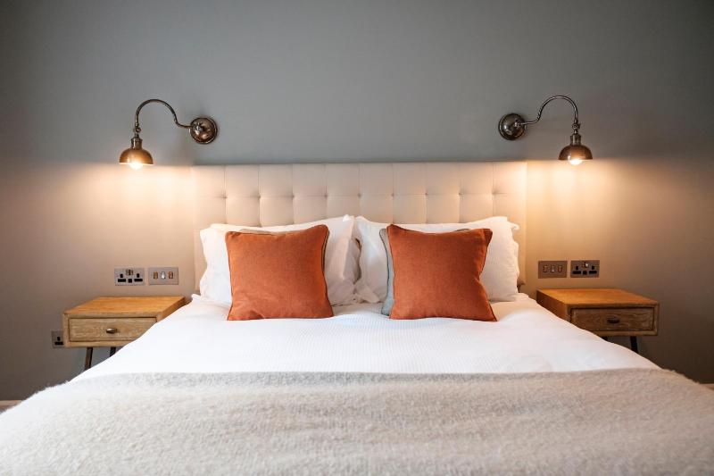 Double Room image 1