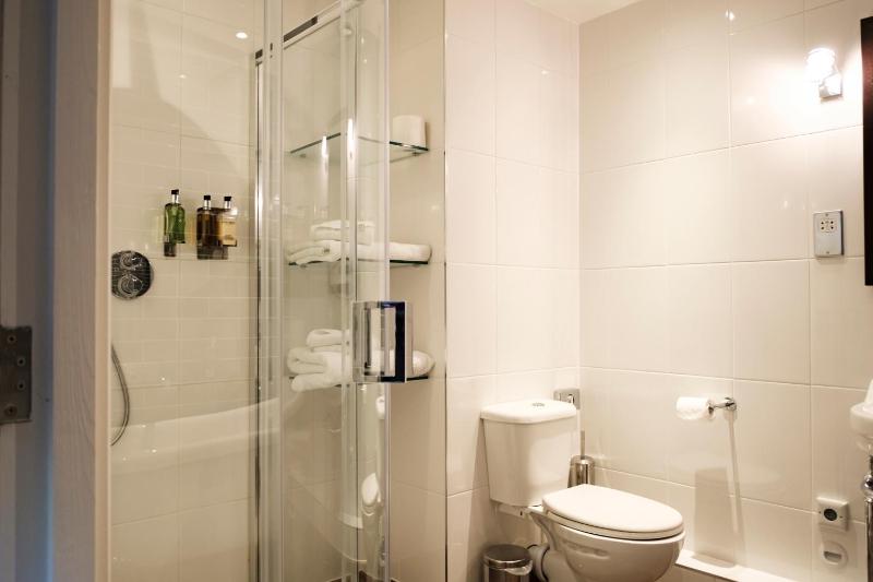 Suite image 4