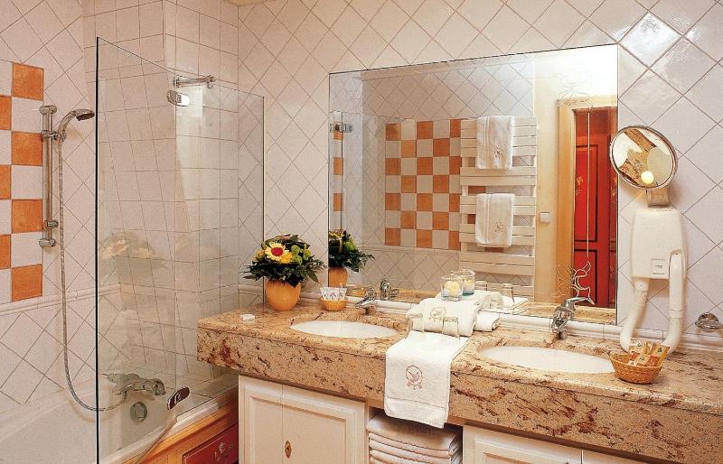 Suite image 2