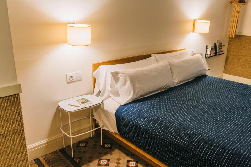 Double Room image 1