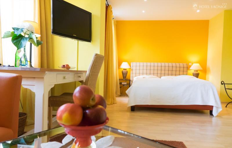 Business Double Room image 3