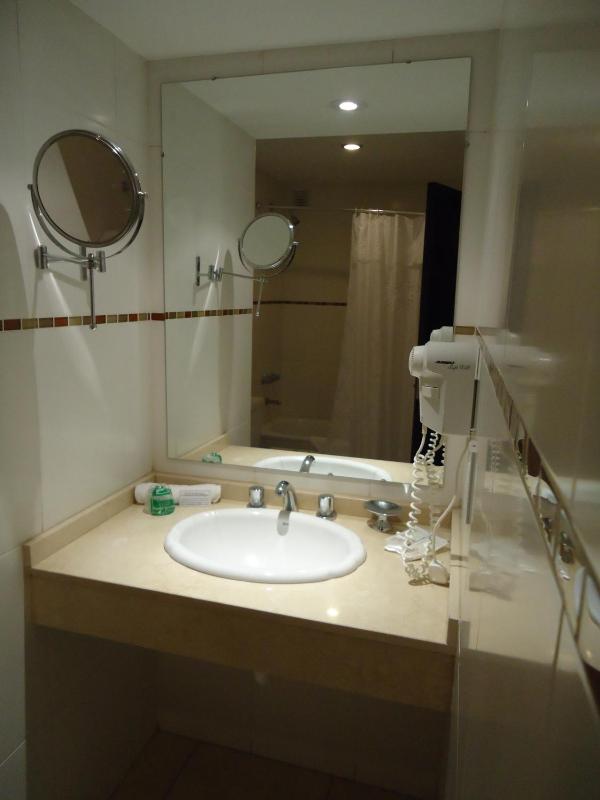 Gran Hotel Continental - image 16