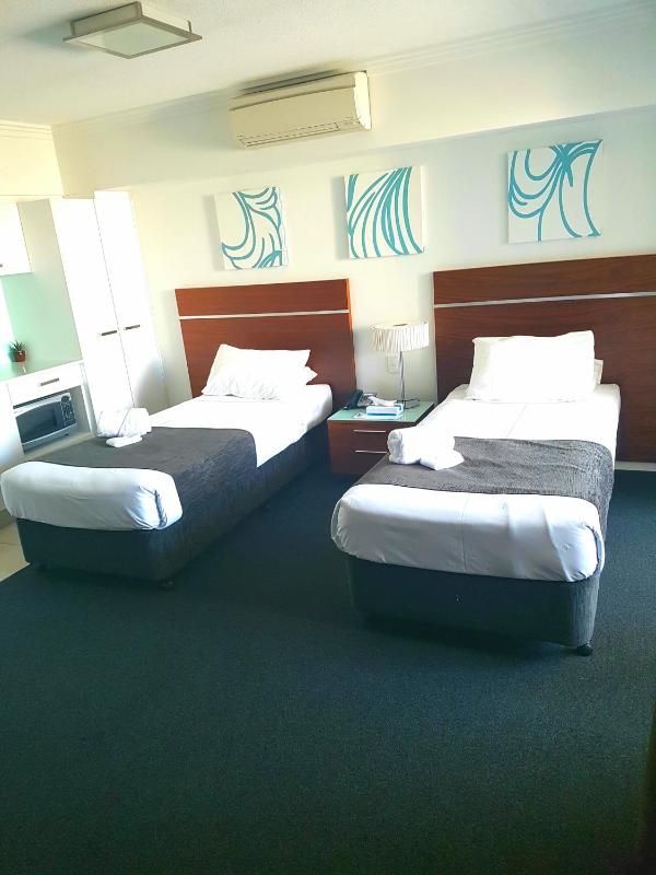 Hotel Chino - image 8