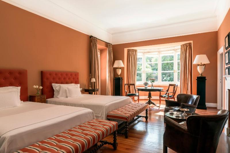 Suite with Sea View image 4