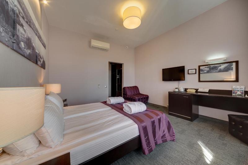 Superior Room image 2