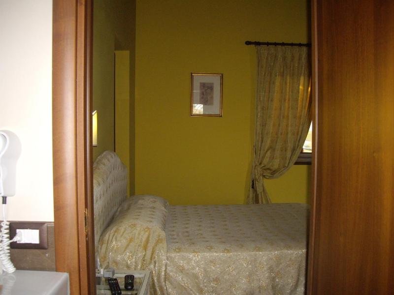 Superior Double Room image 2