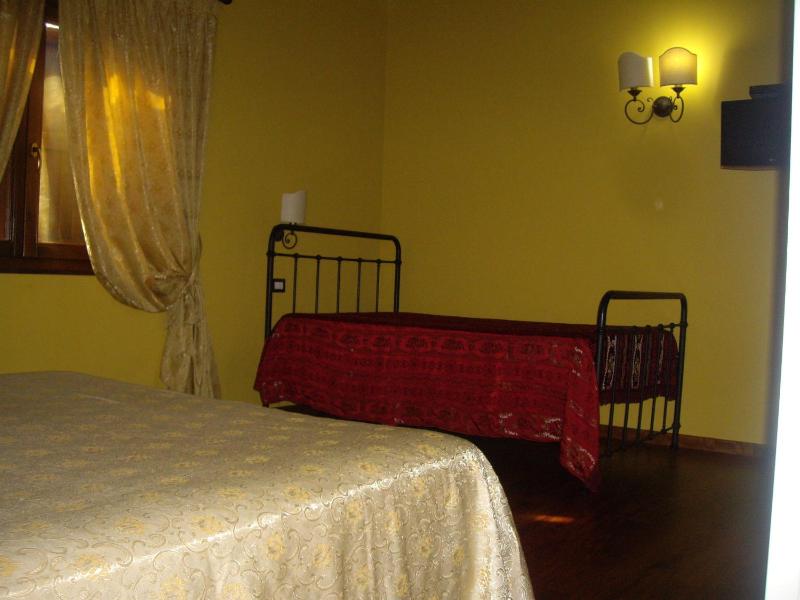 Superior Double Room image 4