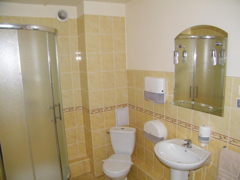 Double Room with Private Bathroom image 4