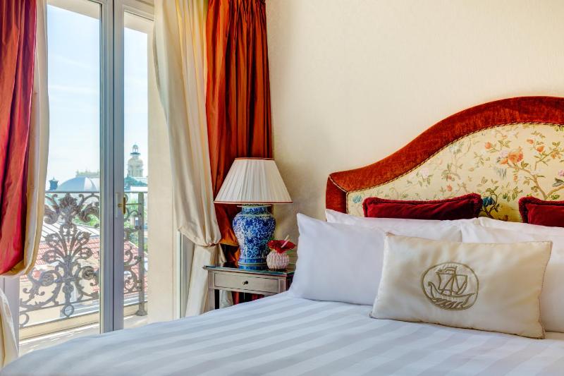 Prestige Junior Suite image 4