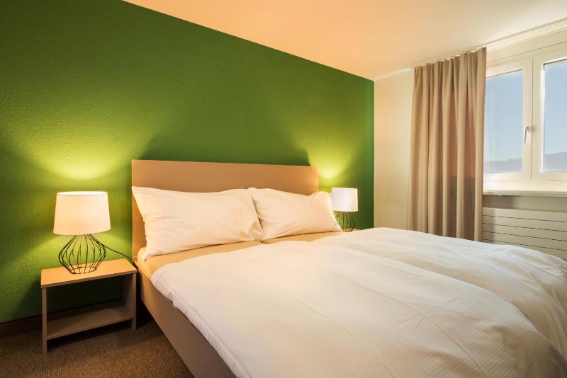 Superior Double Room image 3