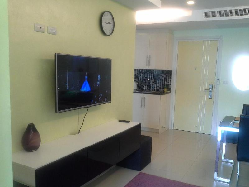 Cosy Beach View Apartments - image 23
