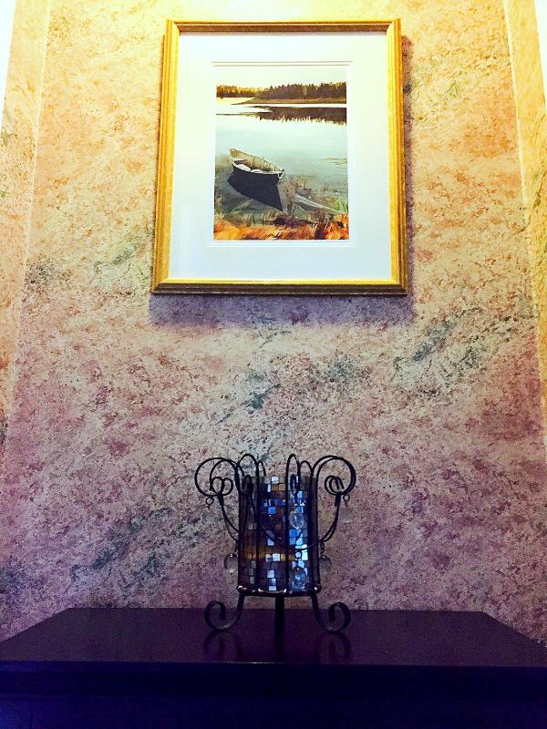 Queen Suite with Spa Bath image 2