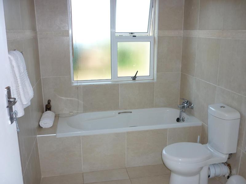 Ridgesea Guest House - image 13