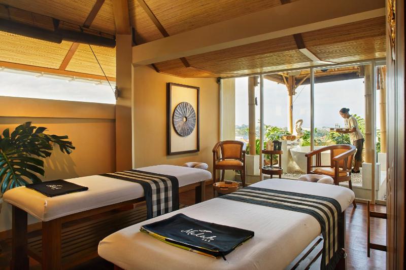 Jambuluwuk Oceano Seminyak Hotel - image 22