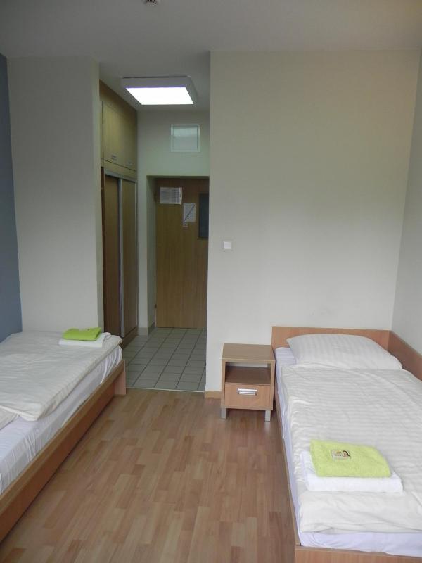 Twin Room image 1