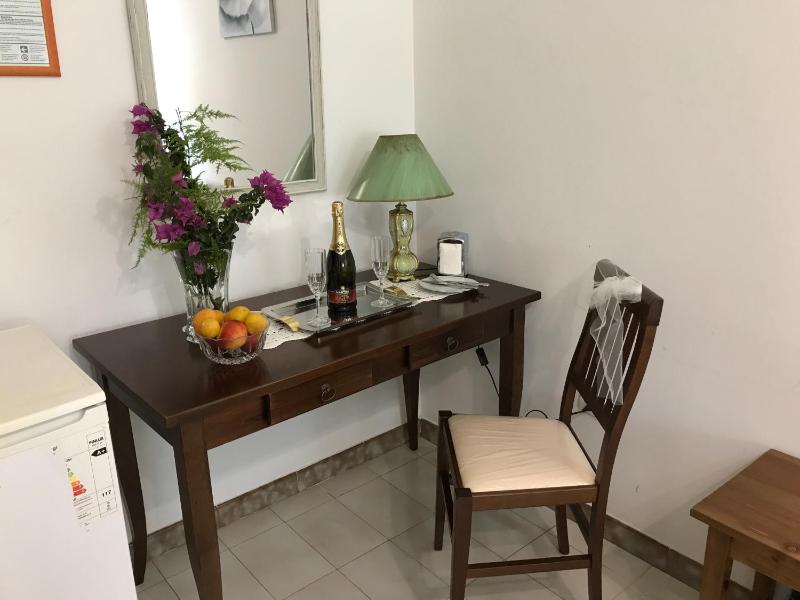 Double Room image 4