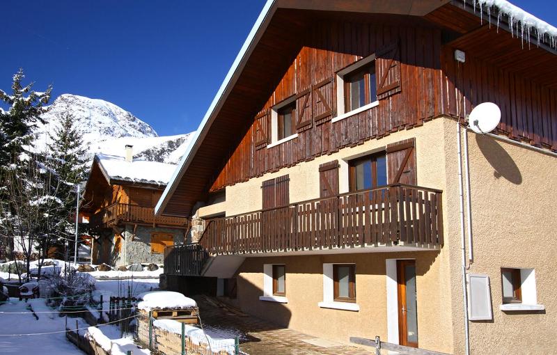 Chalet Alpina - image 8