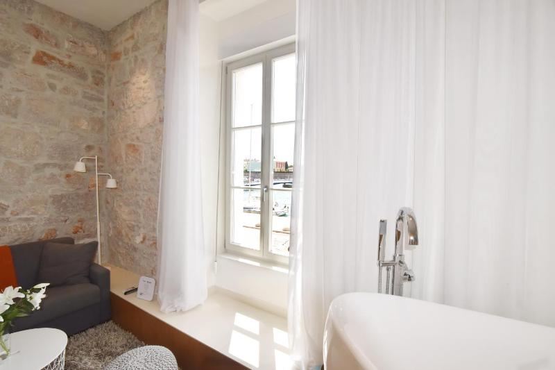 The Bridge Luxury Apartments - image 7