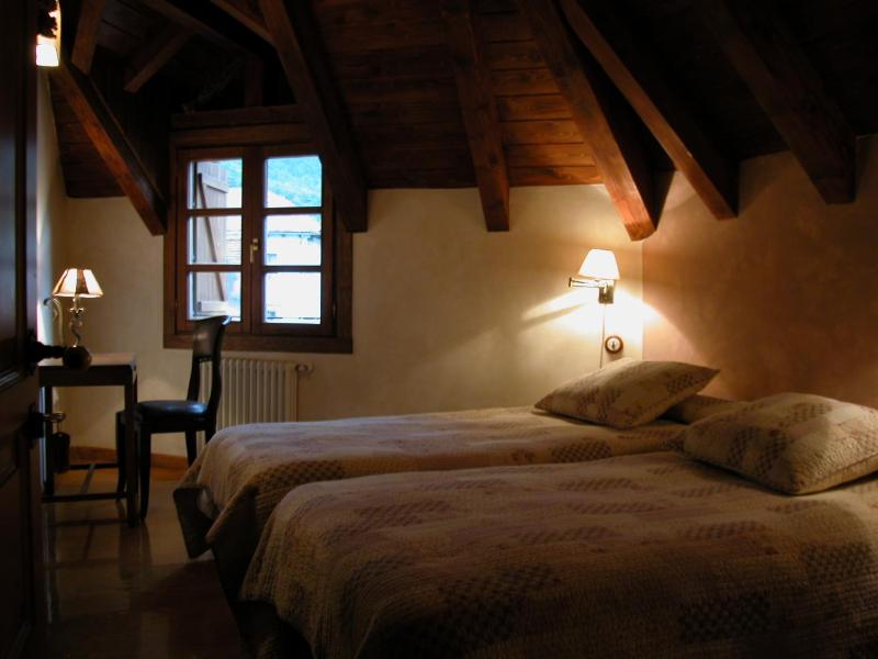 Double or Twin Room image 1