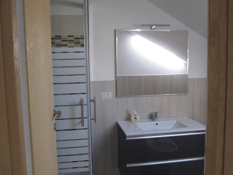 Studio Apartment image 2