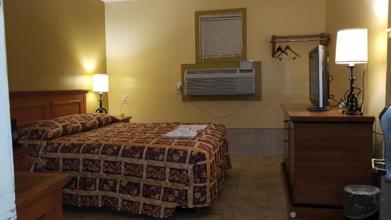 Deluxe Single Room image 2