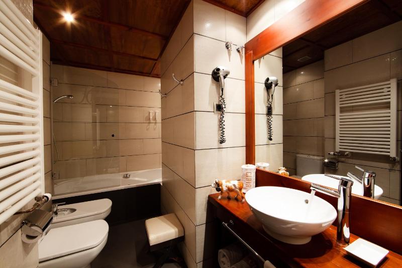 Junior Suite image 1